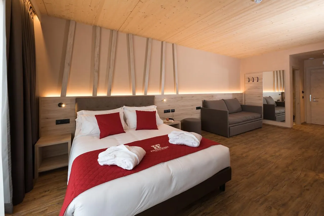 Francesin Active Hotel Livigno 4*,  Włochy